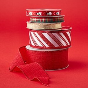 Holiday Ribbon and bow on gift box